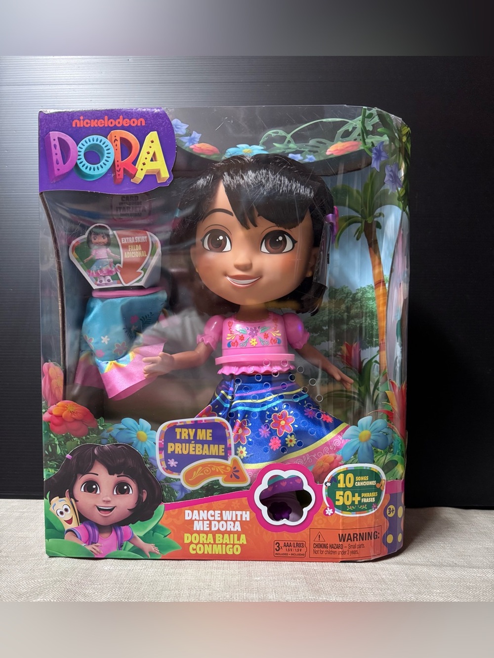 Dora the Explorer, Dance with Me Dora, Bilingual Kids Interactive.